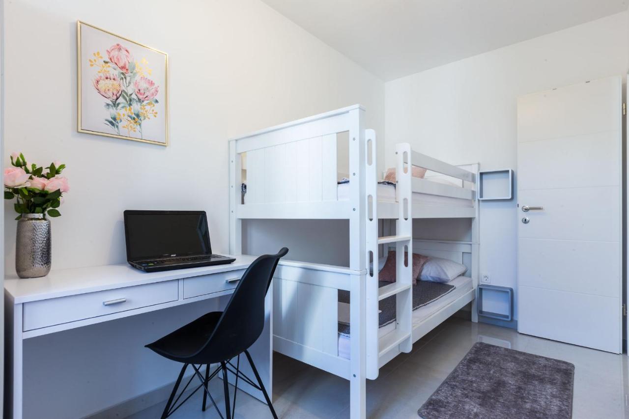 Petra Modern Apartment With Free Parking And Bbq Zadar Luaran gambar