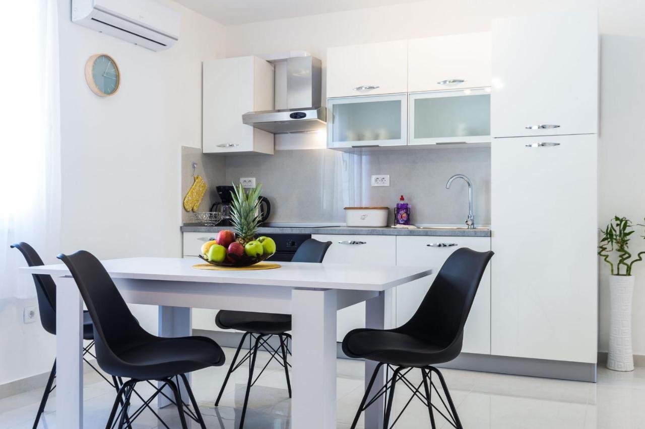 Petra Modern Apartment With Free Parking And Bbq Zadar Luaran gambar