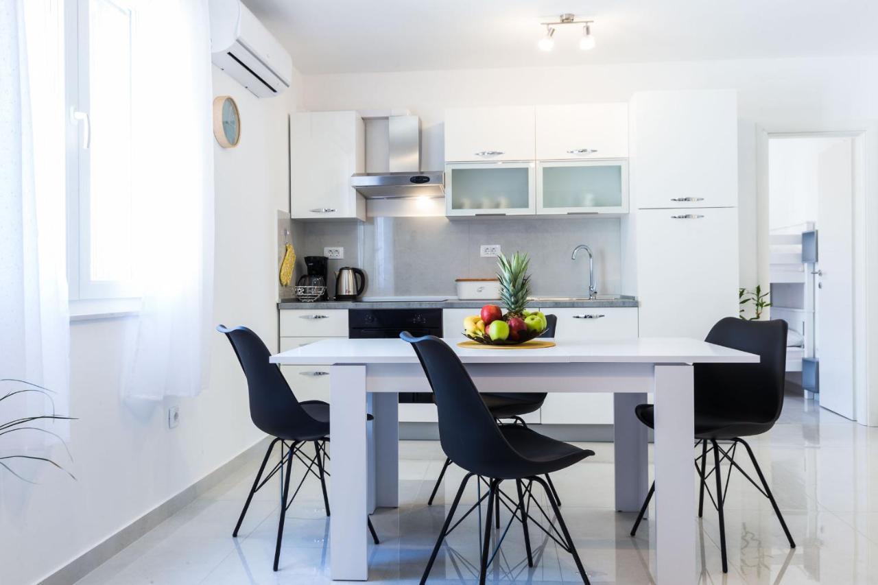 Petra Modern Apartment With Free Parking And Bbq Zadar Luaran gambar