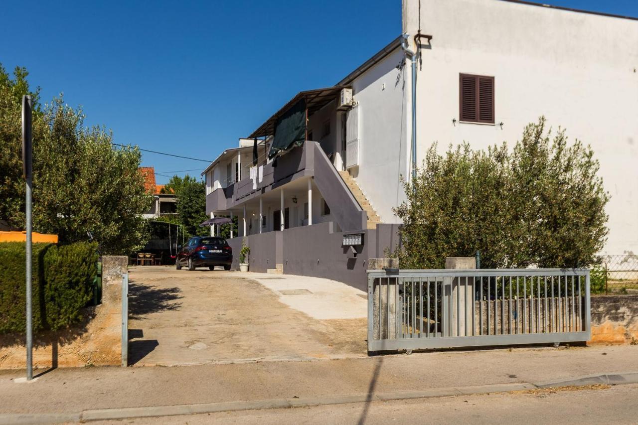 Petra Modern Apartment With Free Parking And Bbq Zadar Luaran gambar